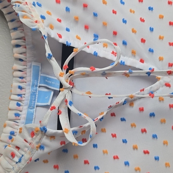 Draper James-Swiss Dot Flutter Sleeve Top in Willow White Multi-Size Large - Picture 9 of 17